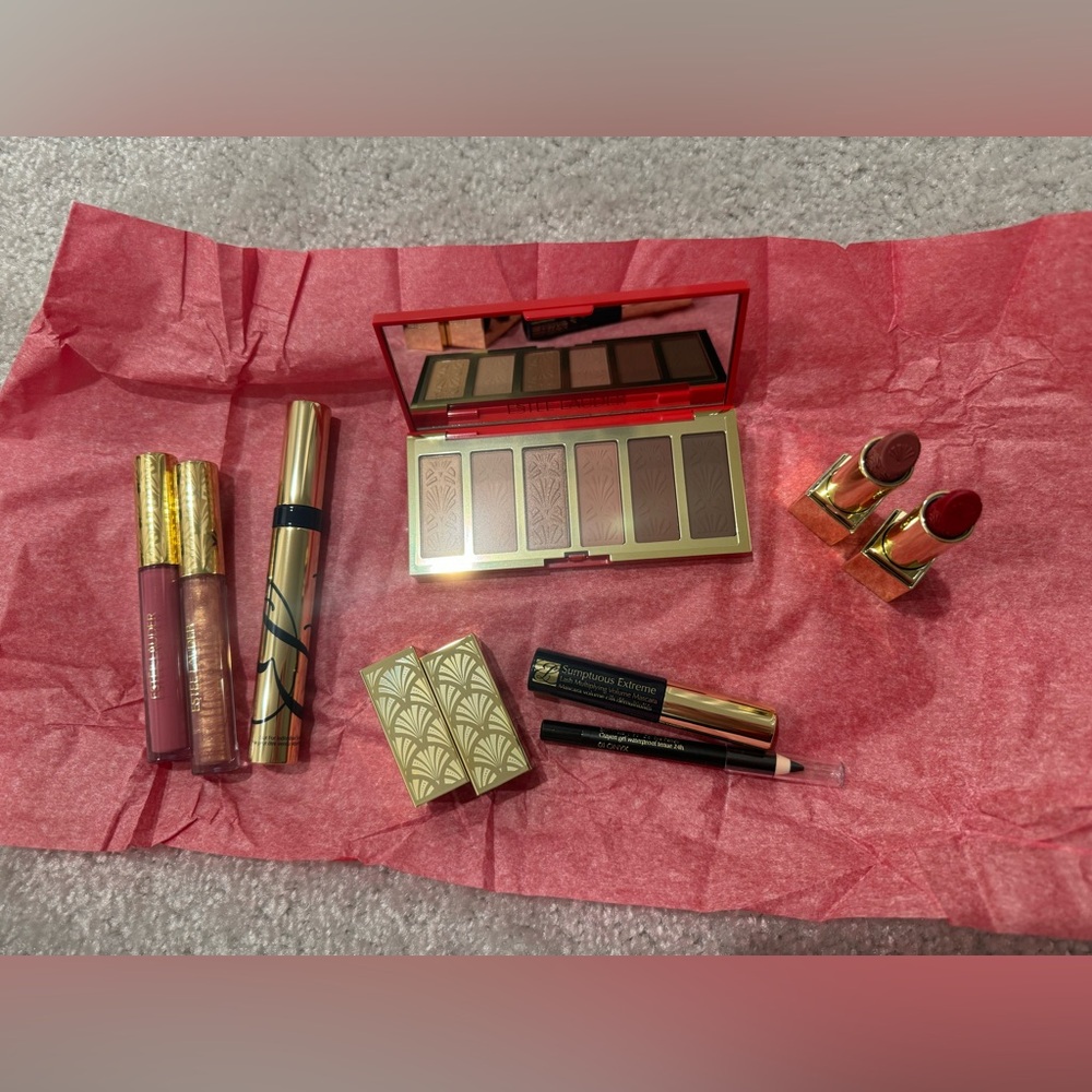 Estée Lauder makeup collection